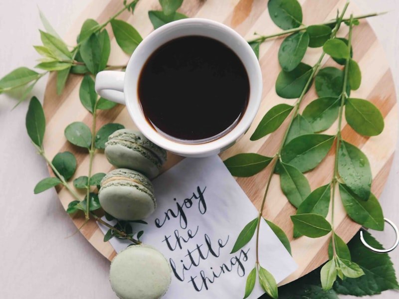 Preparación de un espresso en una máquina profesional